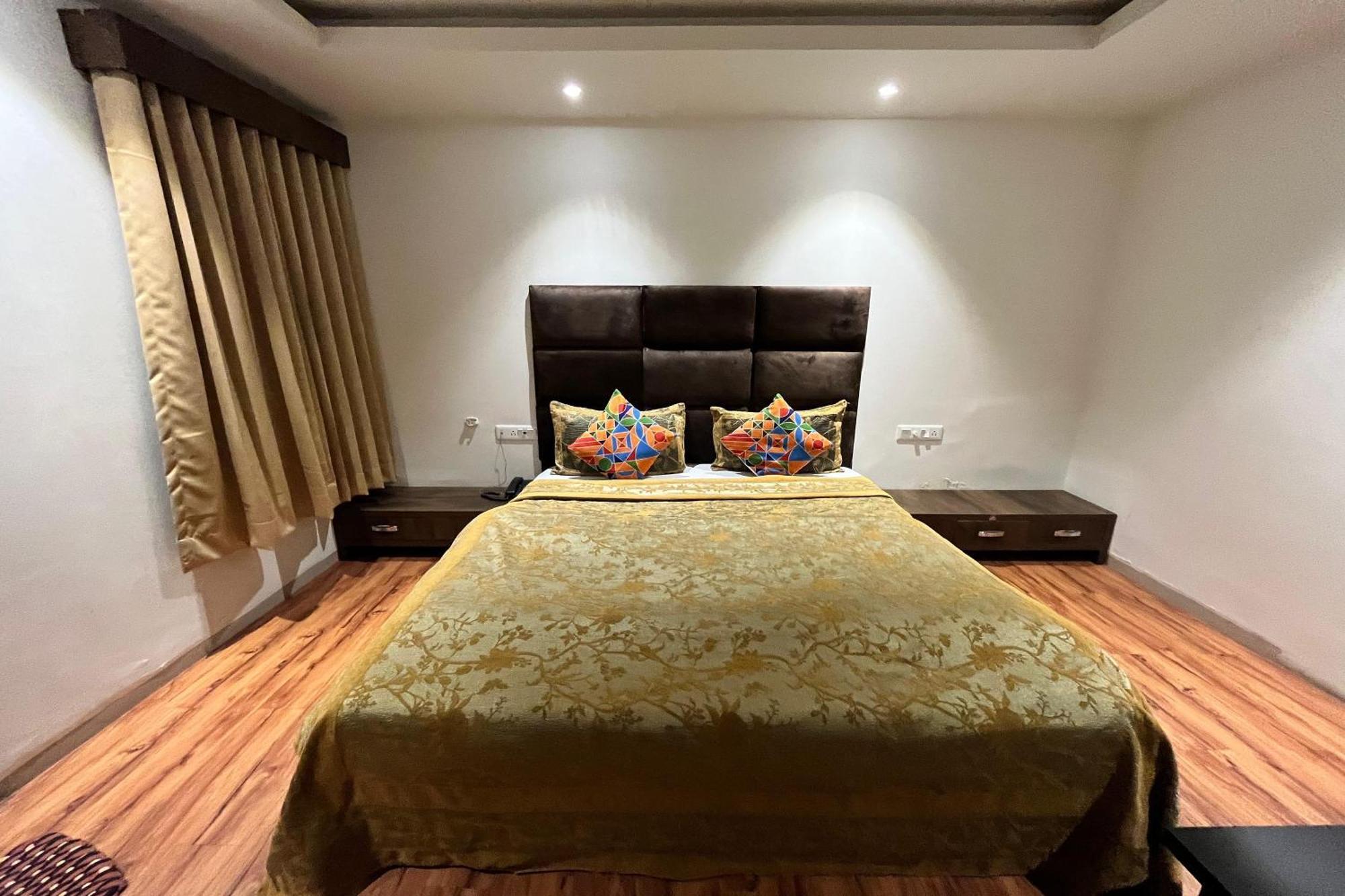 Hotel Shailly Inn Ahmedabad Luaran gambar