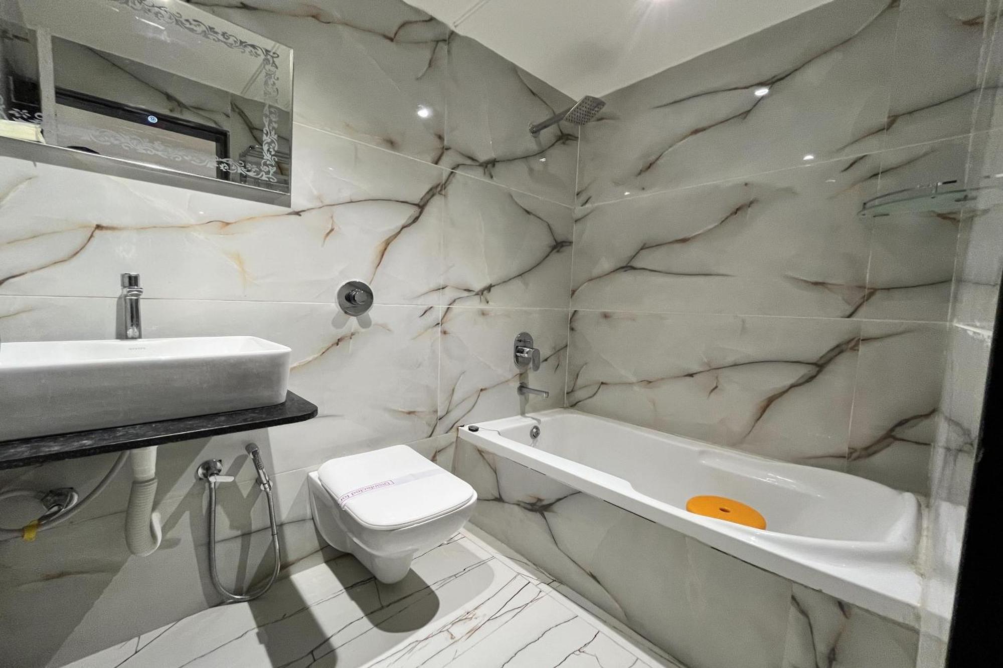 Hotel Shailly Inn Ahmedabad Luaran gambar