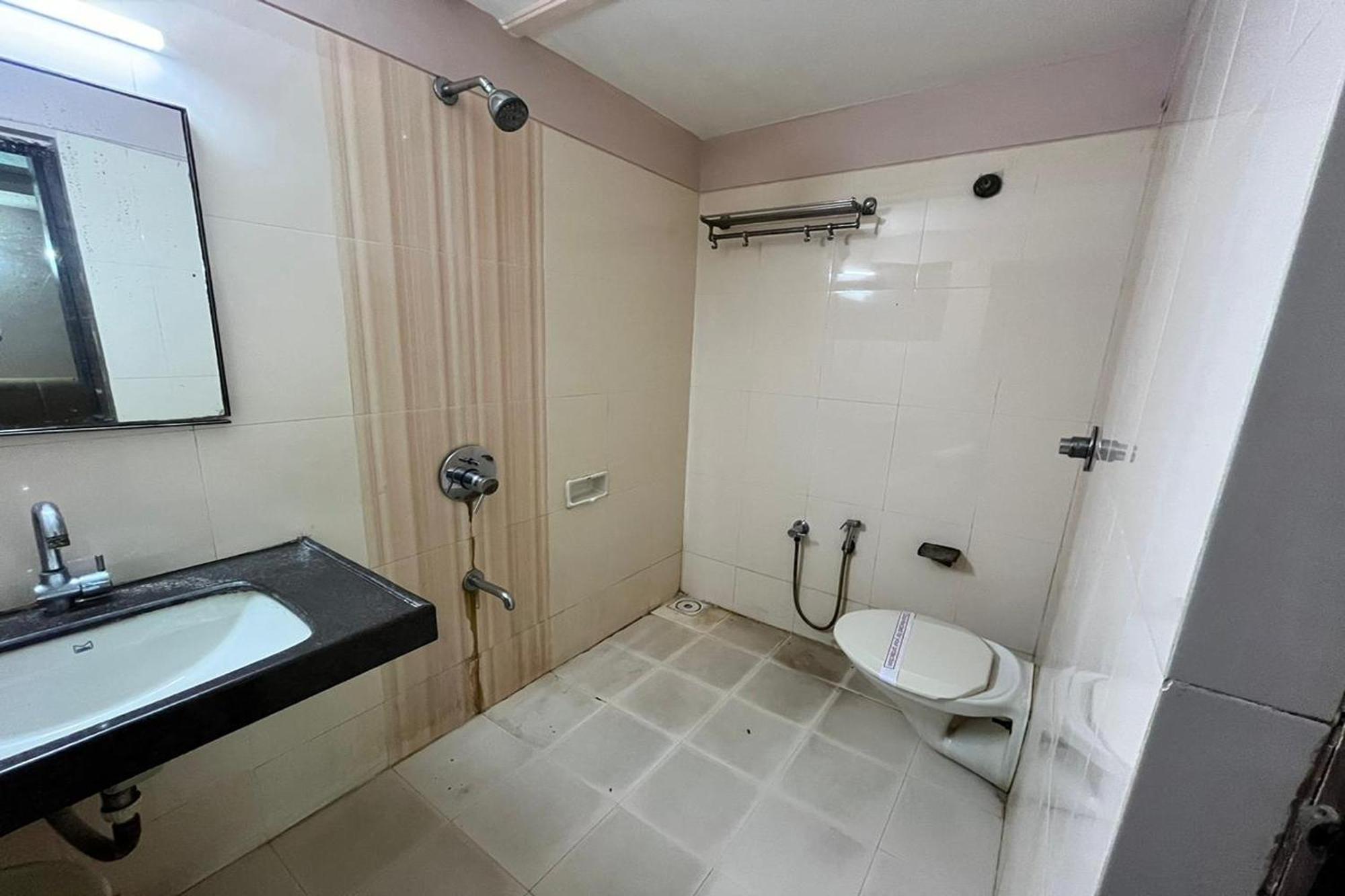 Hotel Shailly Inn Ahmedabad Luaran gambar