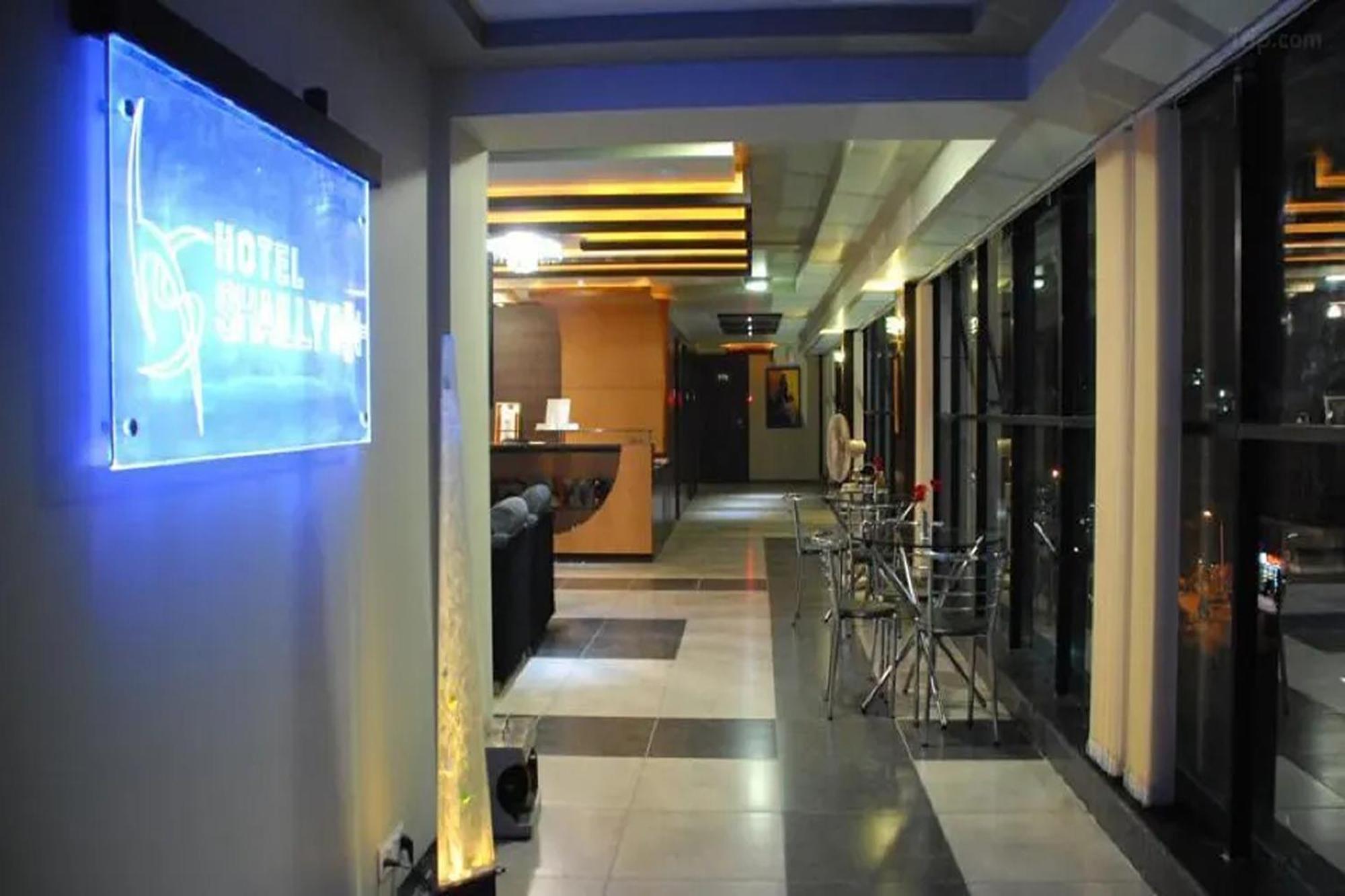 Hotel Shailly Inn Ahmedabad Luaran gambar