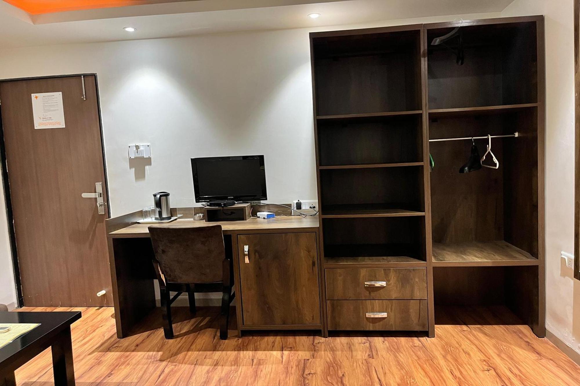 Hotel Shailly Inn Ahmedabad Luaran gambar