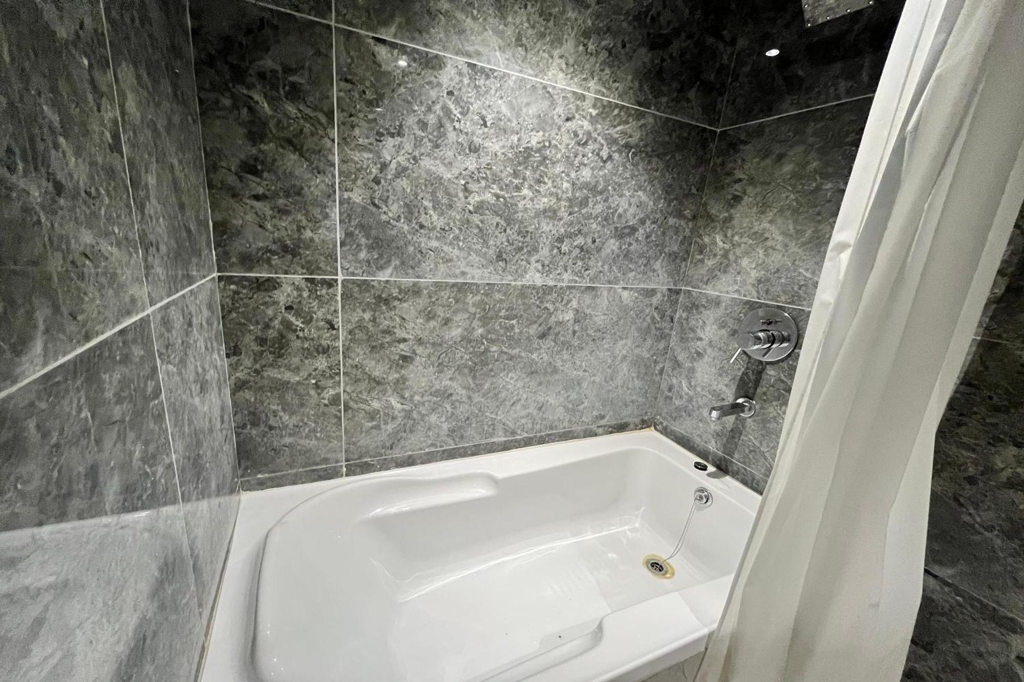Hotel Shailly Inn Ahmedabad Luaran gambar